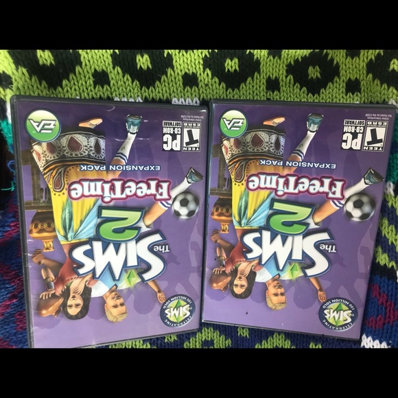 The Sims PC Games and Guidebooks (bundle of 17) - Picture 11 of 15